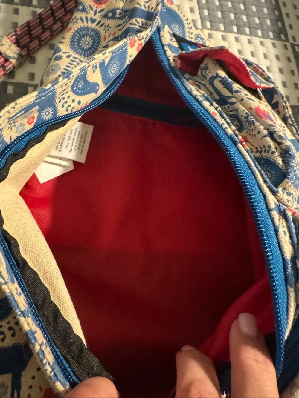 RARE Kavu 25th Anniversary Critter Tale Rope Bag Rare Animal Folk Print Sling
